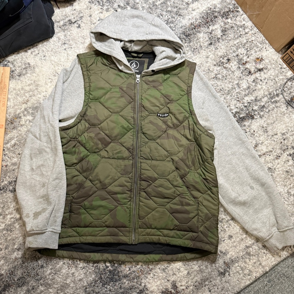 Volcom Mens Camo Quilted Puffer Vest Hybrid Hoodie Jacket Green Grey Large‎